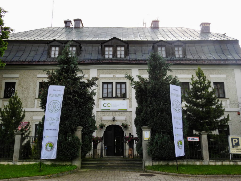 budova správy NP Stolové hory v Karlowě